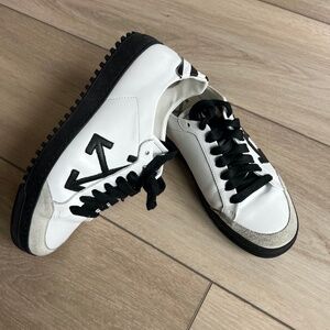 Off-white c/o Virgil Abloh Cup Sole Sneaker